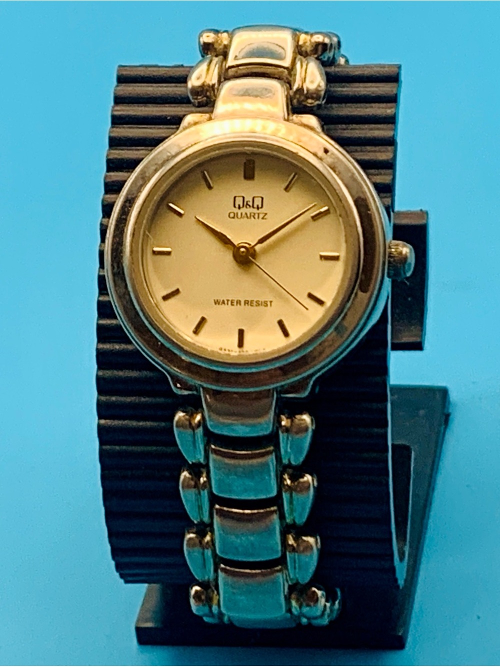 Q&Q By CITIZEN Women’s Vintage Bracelet Wristwatch Japan Movt Works New Battery